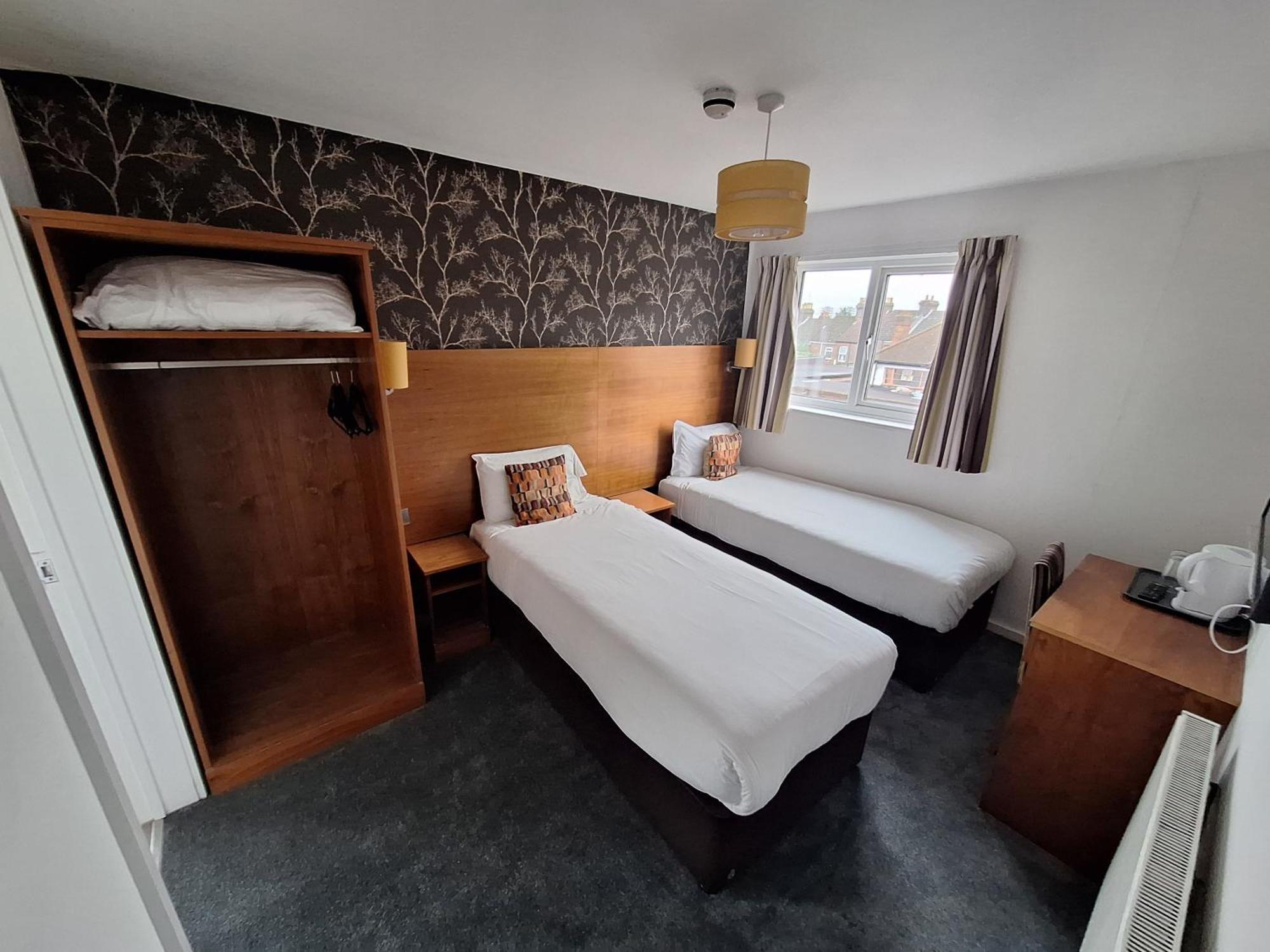 Stockwood Hotel - Luton Airport Exterior foto